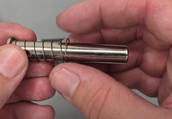 14.42 this is the correct orientation for the hammer spring - Daystate